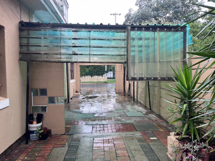 3 Bedroom Property for Sale in Wetton Western Cape